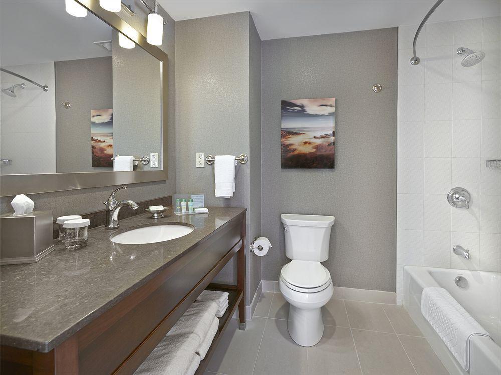 Homewood Suites By Hilton Halifax - Downtown Bagian luar foto
